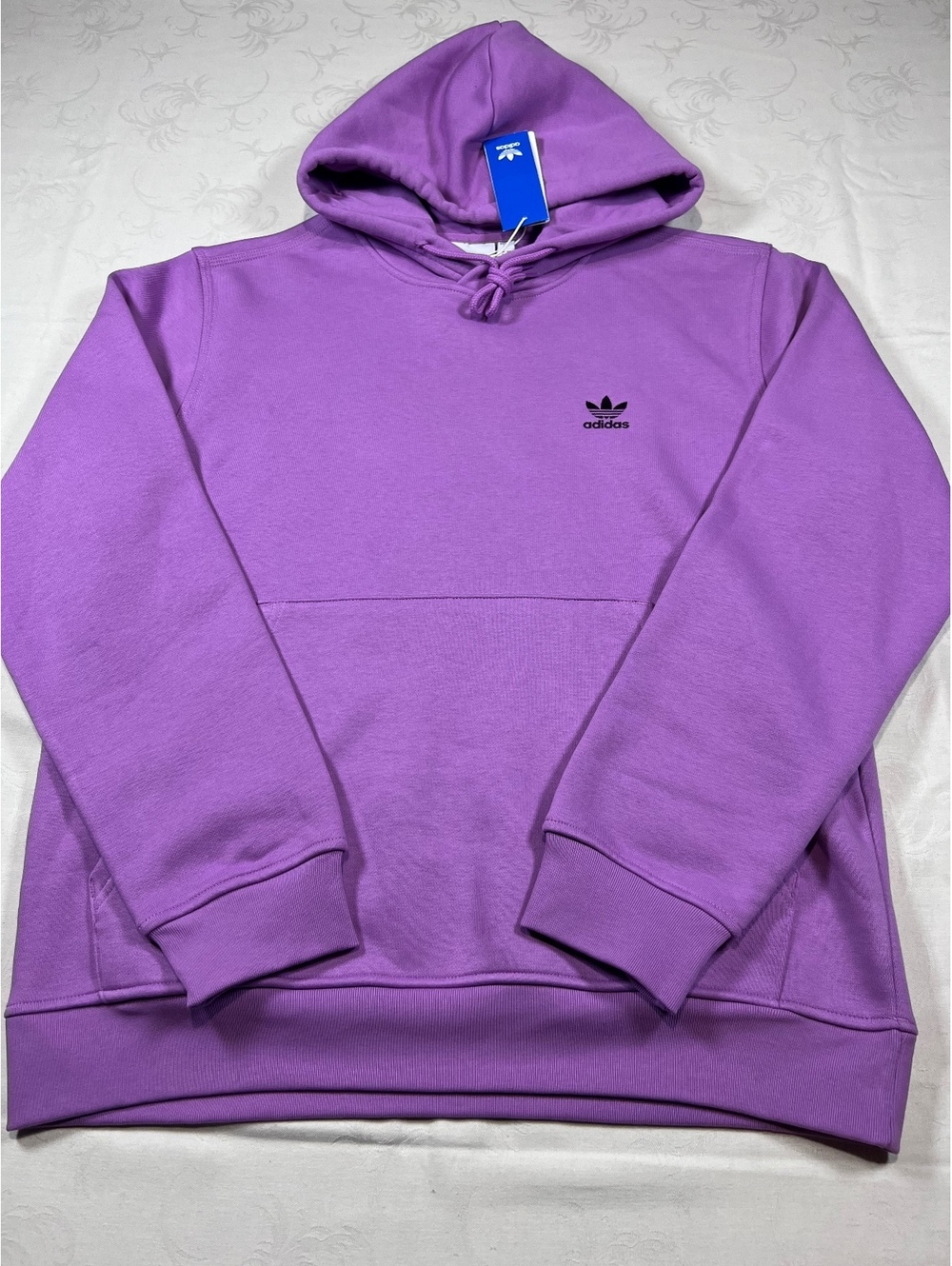 NEW Adidas Originals Embroidered Purple Hoodie Size Large.